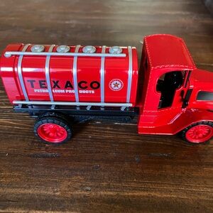 Vintage 1918 Mack AC Tanker Texaco